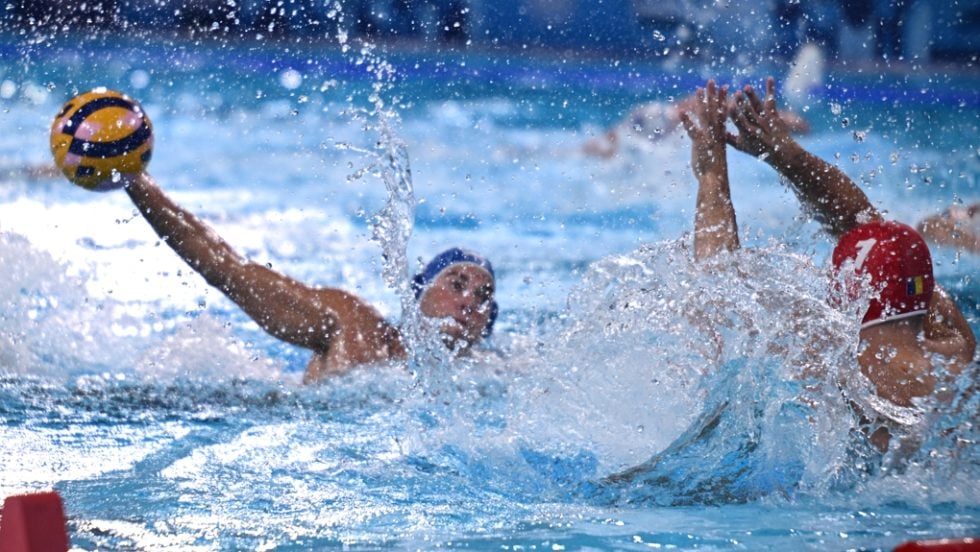 polo-ethniki andron